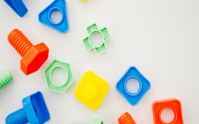 5 Tips Memilih Mainan Plastik yang Aman Untuk Anak